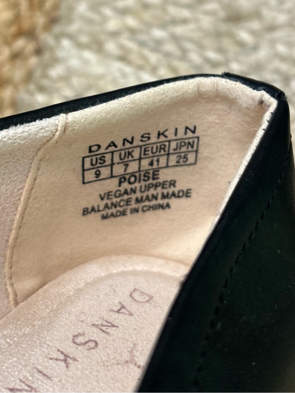 Danskin Poise Black Classic Lightweight Comfortable Ballet Slip on Flats Size 9 - Picture 7 of 7